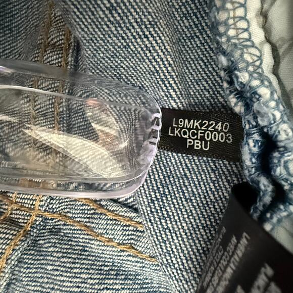 Karl Lagerfeld Paris Jeans Light Wash Denim Frayed Hem Kick Flare Women's Sz 6 - Picture 8 of 9